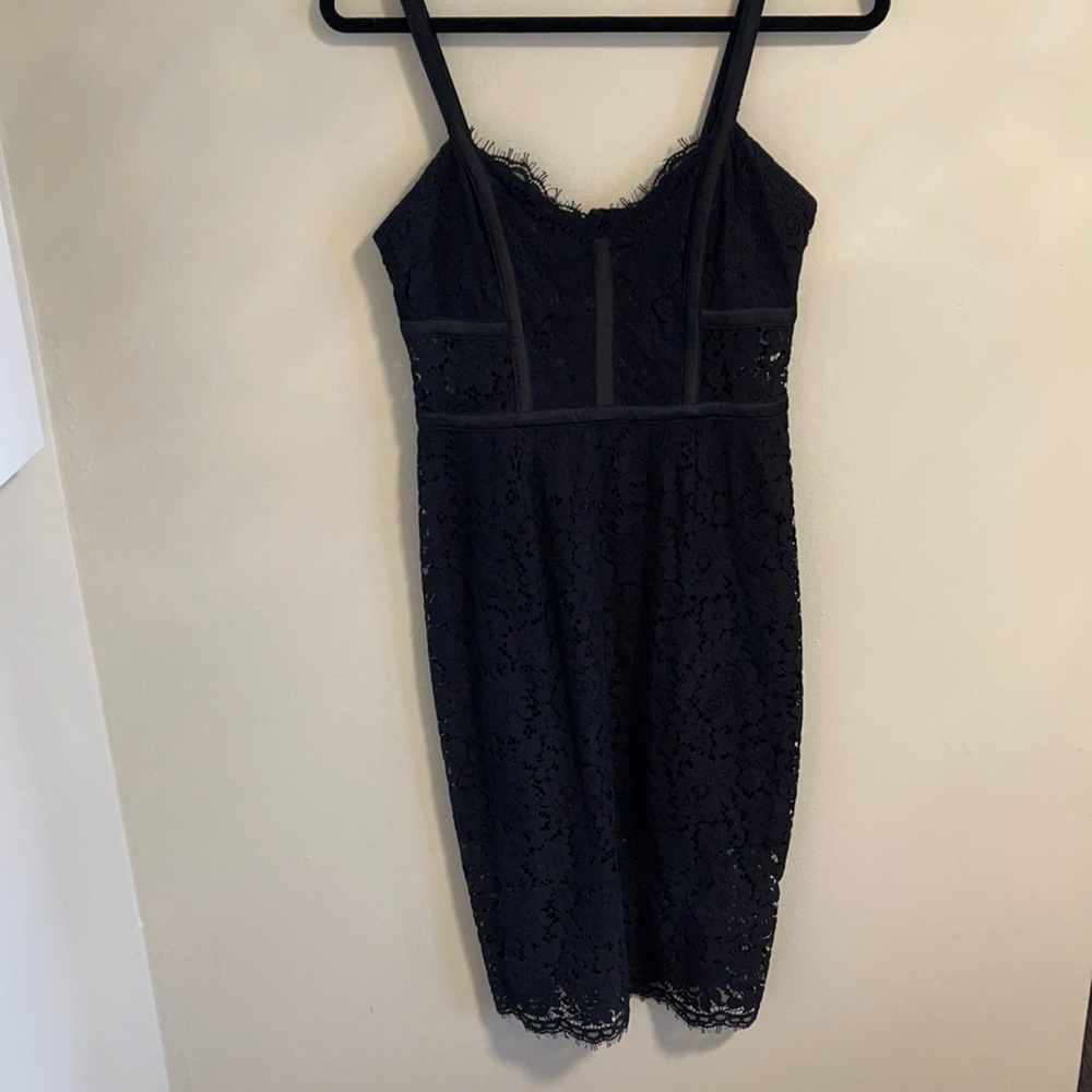 Express Lace MIDI Dress - S4